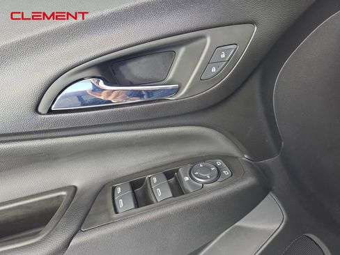 Used 2022 Chevrolet Equinox LT FWD image 20