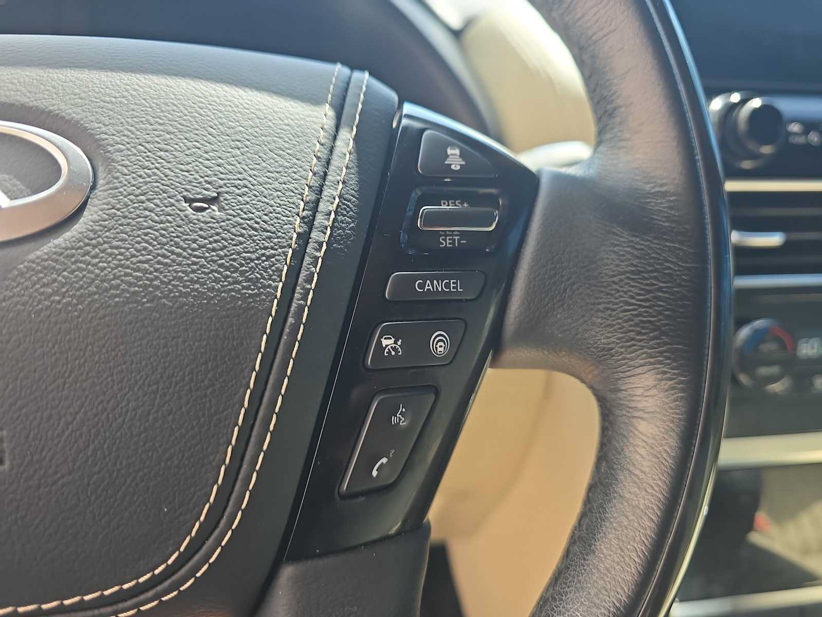 Used 2023 INFINITI QX80 Sensory w/ All-Season Package RWD image 21