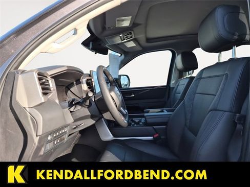 Used 2024 Toyota Tundra Limited image 9