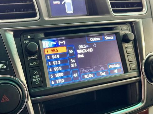 Used 2013 Toyota Highlander Limited image 15