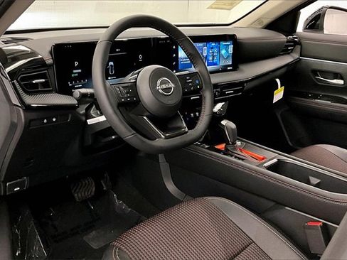 New 2026 Nissan Kicks SR w/ SR Premium Package image 6