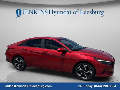 Certified 2023 Hyundai Elantra SEL w/ Convenience Package FWD image 2