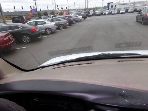 Used 2007 GMC Savana 3500 image 69