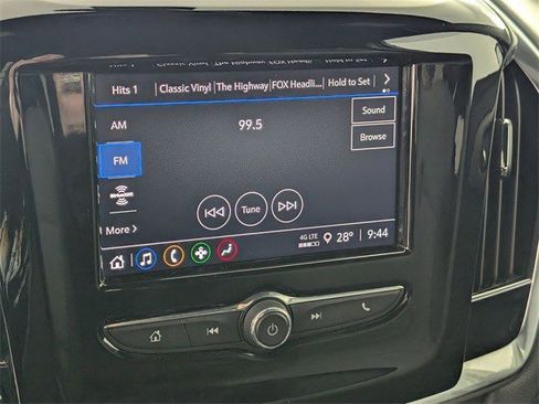 Certified 2023 Chevrolet Traverse LT image 16
