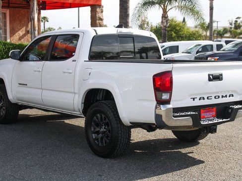 Used 2020 Toyota Tacoma SR5 image 6