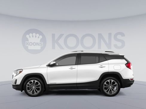 Used 2018 GMC Terrain SLT w/ Preferred Package image 2