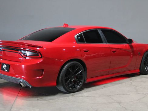 Used 2016 Dodge Charger SRT Hellcat w/ Harman/Kardon Audio Group image 4