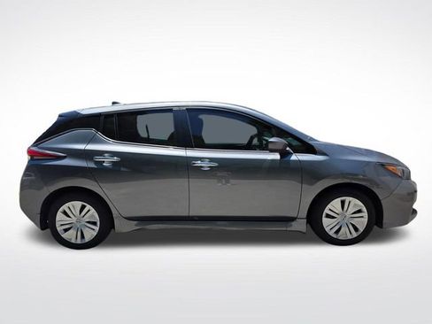 Used 2024 Nissan Leaf S FWD image 6