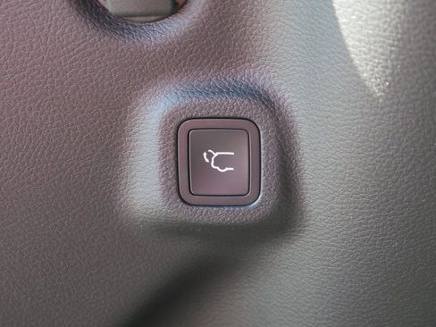 New 2025 Jeep Compass Latitude w/ Convenience Group image 12