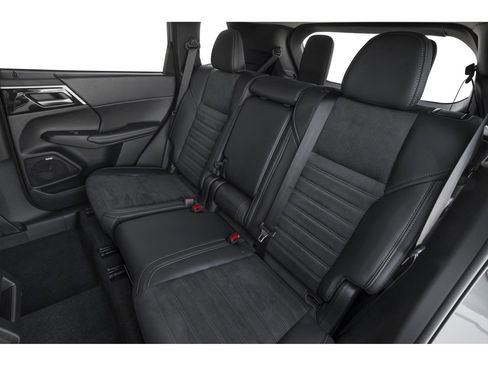 New 2026 Mitsubishi Outlander Trail Edition image 12