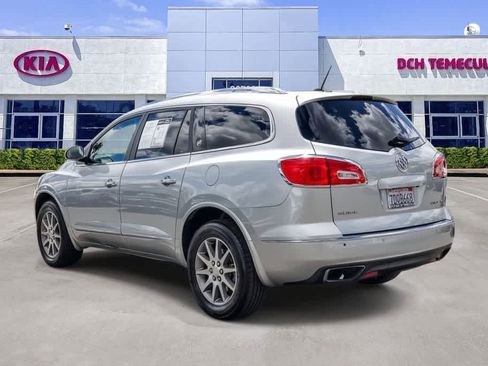 Used 2013 Buick Enclave Leather FWD image 6