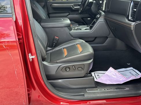 Used 2024 GMC Sierra 2500 AT4 w/ Technology Package image 13