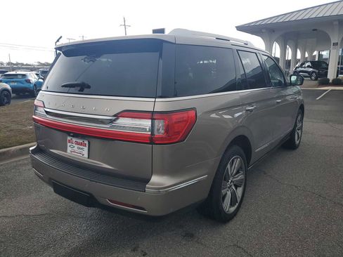 Used 2018 Lincoln Navigator Reserve w/ Technology Package image 6
