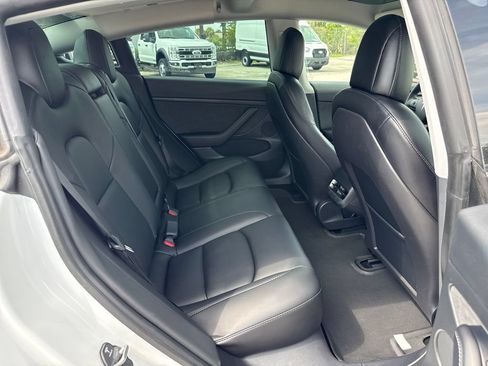 Used 2021 Tesla Model 3 Long Range AWD/4WD image 25