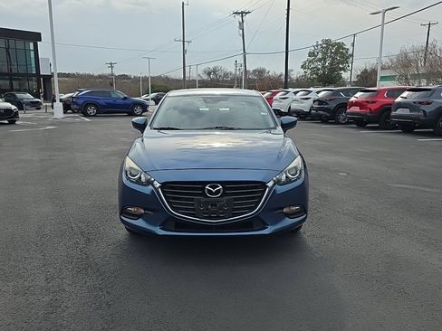 Used 2018 MAZDA MAZDA3 Sport w/ Preferred Equipment Package image 2