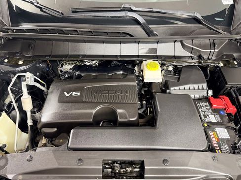 Used 2022 Nissan Pathfinder Platinum w/ Cargo Package FWD image 34