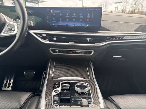 Used 2023 BMW X7 M60i w/ Executive Package AWD/4WD image 22