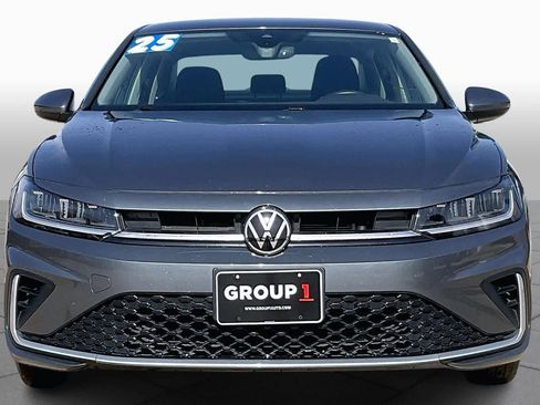 Used 2025 Volkswagen Jetta S image 5