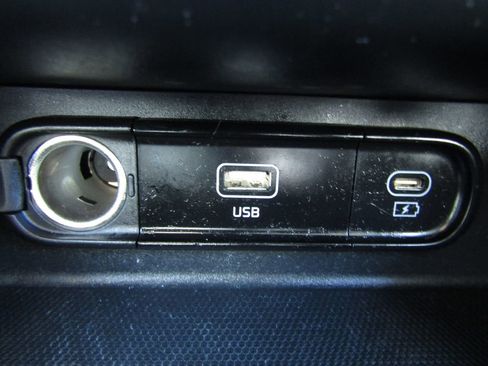 Used 2024 Kia Seltos S image 31