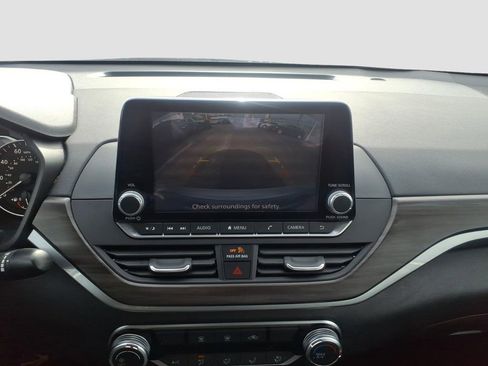 Used 2023 Nissan Altima 2.5 SV image 24