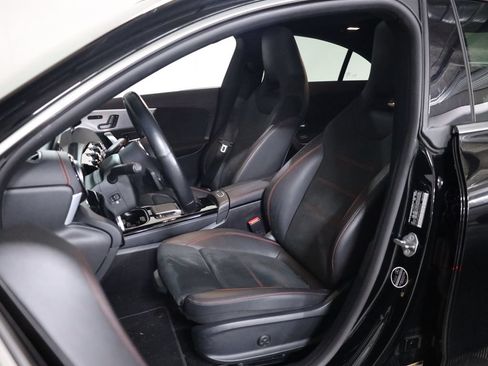 Used 2023 Mercedes-Benz CLA 250 4MATIC image 32
