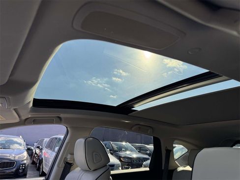 Used 2025 Acura RDX SH-AWD w/ Advance Package image 19