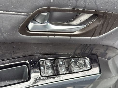 Certified 2024 Nissan Pathfinder SL image 7