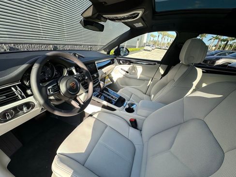 Used 2026 Porsche Macan S AWD/4WD image 4