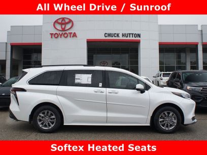 Used 2025 Toyota Sienna XLE