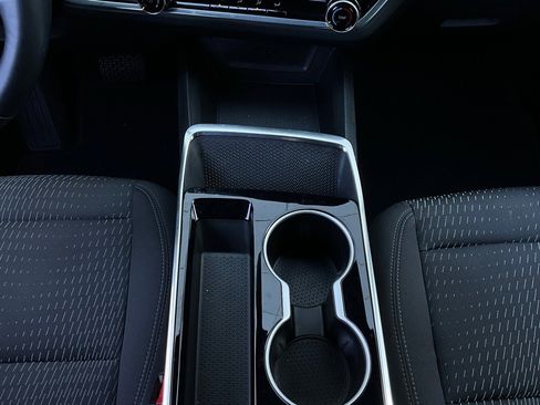 Used 2025 Chevrolet Equinox LT image 14