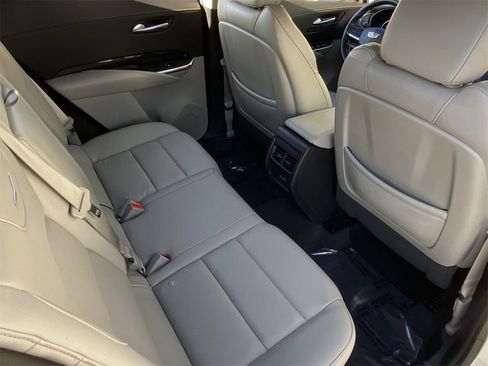Certified 2023 Cadillac XT4 Premium Luxury image 15