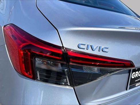 Used 2023 Honda Civic Sport image 29