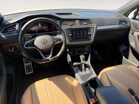Used 2023 Volkswagen Tiguan SE R-Line FWD image 15