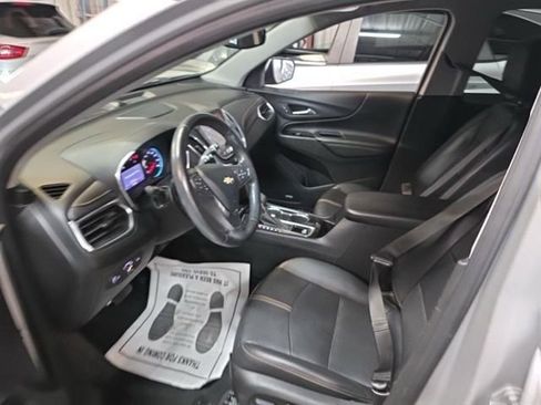 Used 2022 Chevrolet Equinox Premier image 5