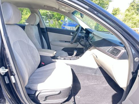 Used 2016 Kia Optima LX FWD image 17
