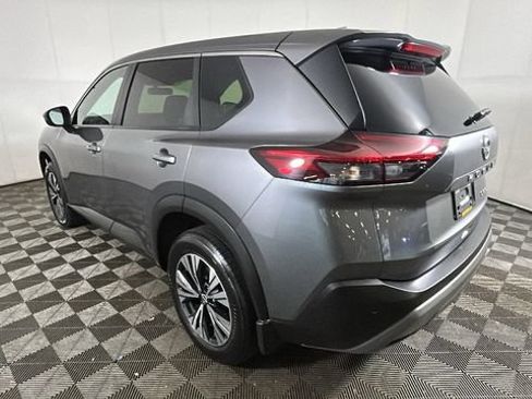 Used 2023 Nissan Rogue SV AWD/4WD image 4