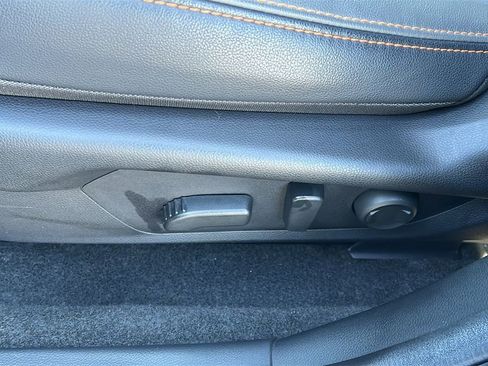 Certified 2025 Subaru Crosstrek 2.5i Limited w/ Popular Package #4A image 11