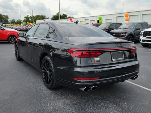 Used 2021 Audi S8 L w/ S8 Executive Package AWD/4WD image 7