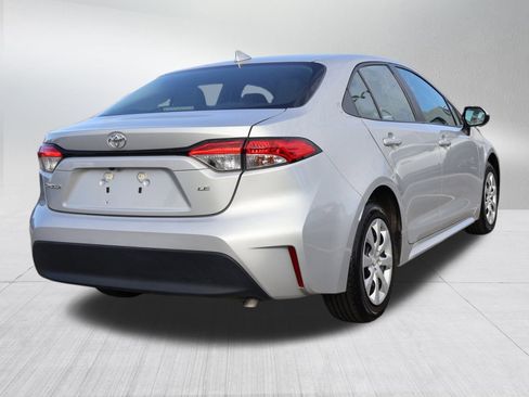 Used 2024 Toyota Corolla LE image 7