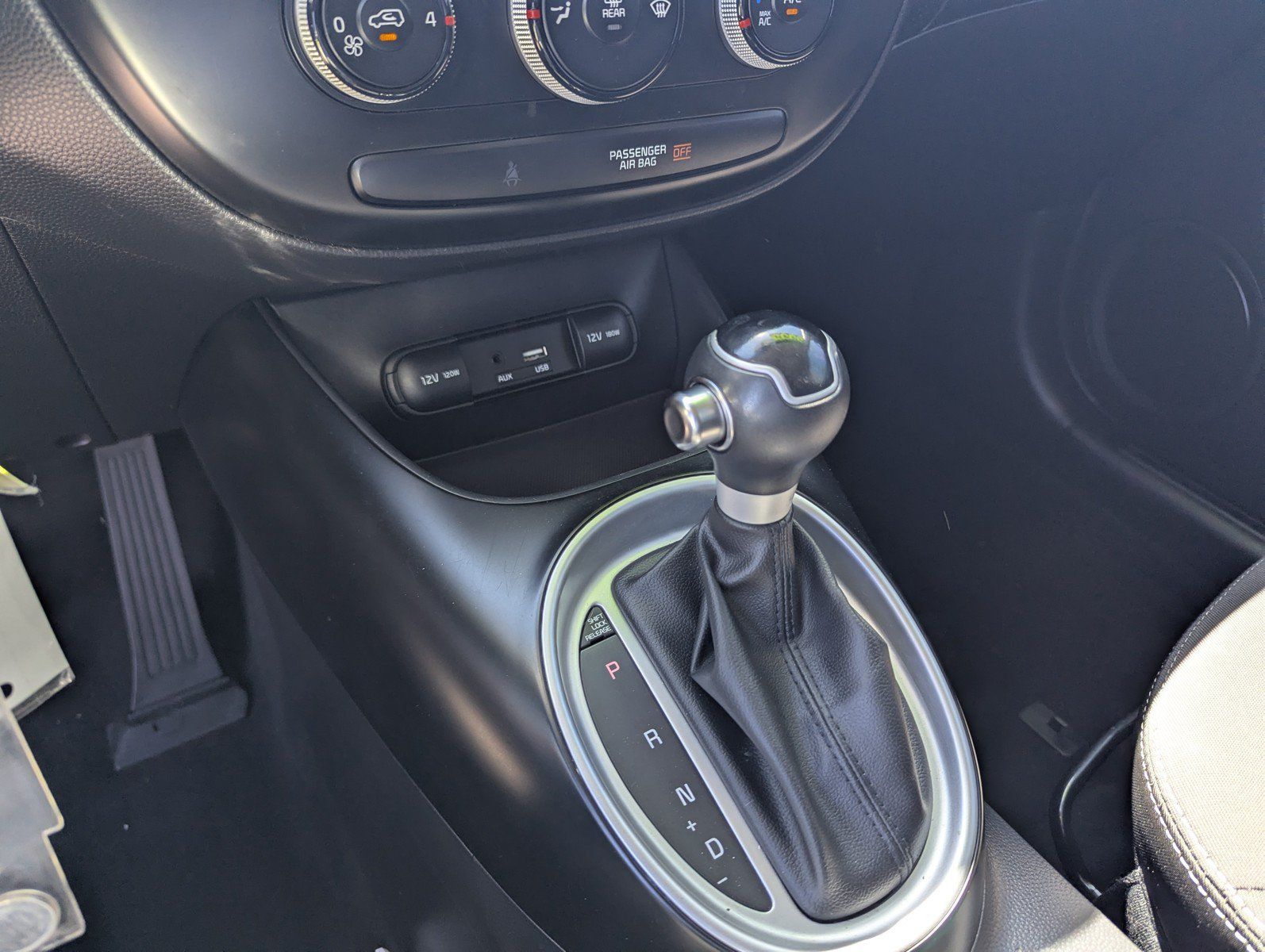 Used 2018 Kia Soul FWD image 11