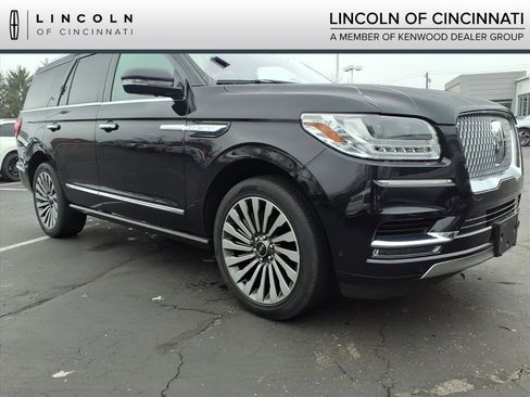 Used 2019 Lincoln Navigator Reserve image 1