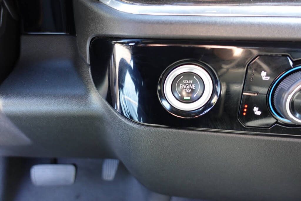 Used 2023 Chevrolet Silverado 1500 LT AWD/4WD image 45
