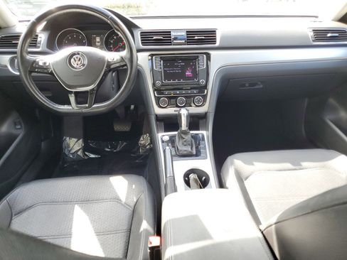 Used 2019 Volkswagen Passat 2.0T Wolfsburg image 14