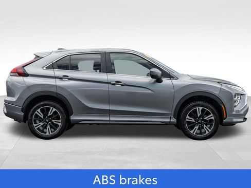 Used 2024 Mitsubishi Eclipse Cross SEL AWD/4WD image 8