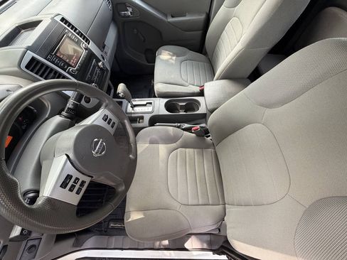 Used 2018 Nissan Frontier S RWD image 10