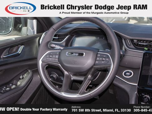 New 2025 Jeep Grand Cherokee Laredo X image 21