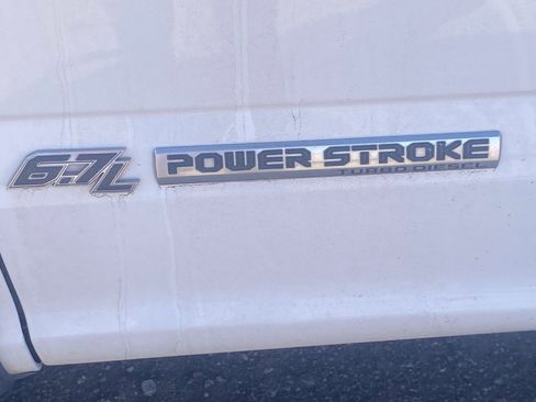 Used 2019 Ford F450 XLT w/ XLT Premium Package image 5