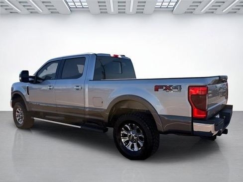 Used 2020 Ford F250 Lariat w/ Lariat Ultimate Package AWD/4WD image 4
