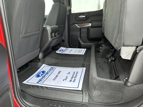 Used 2022 Chevrolet Silverado 1500 LT Trail Boss w/ Bed Protection Package image 11