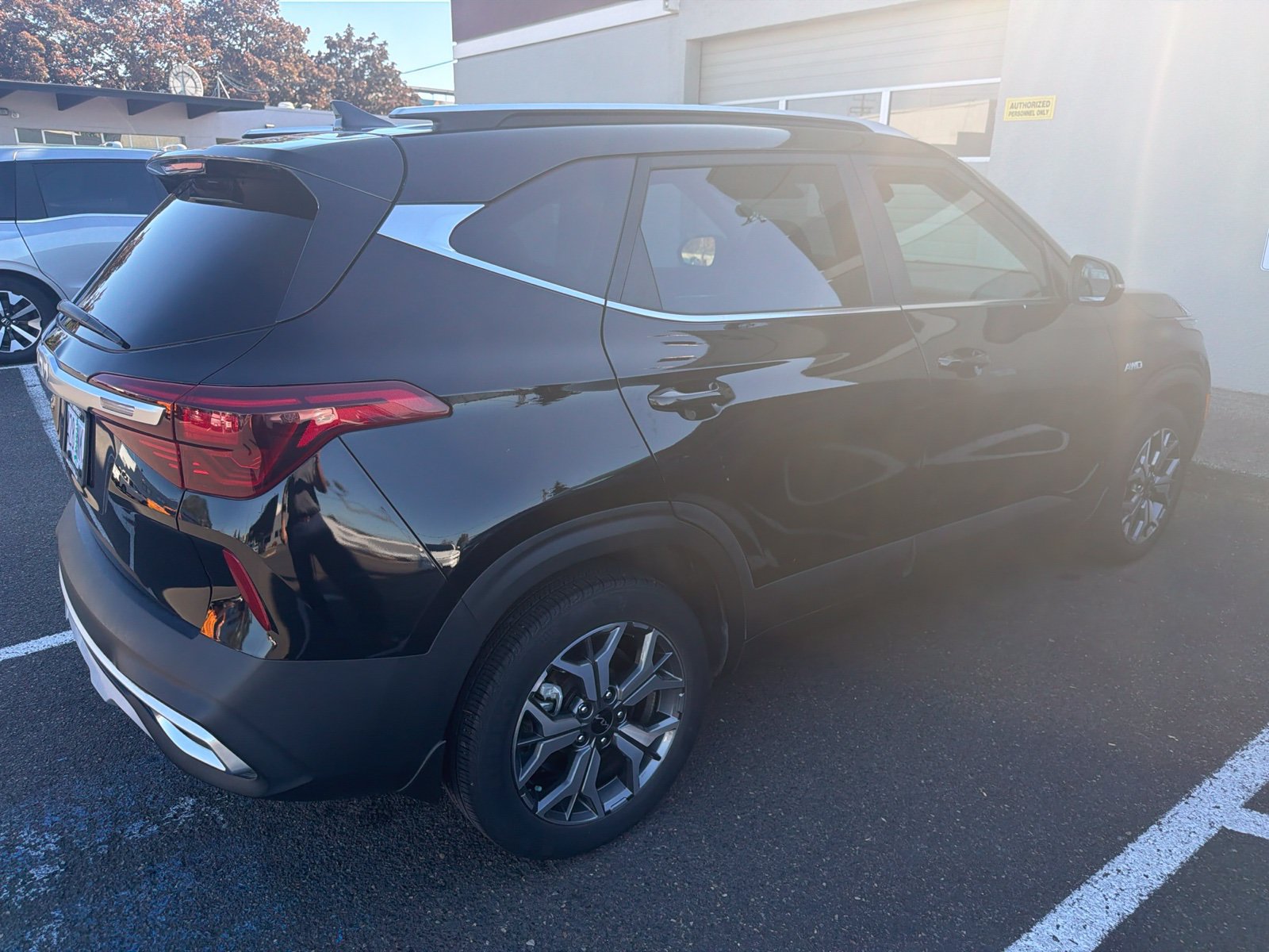 Certified 2022 Kia Seltos EX AWD/4WD image 4